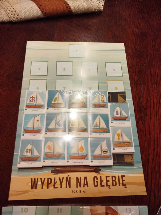 Wypłyń na głębię kalendarz z naklejkami