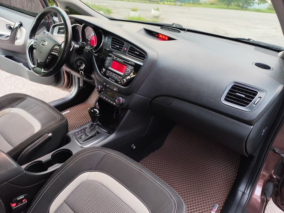 Kia ceed 2013 automatic
