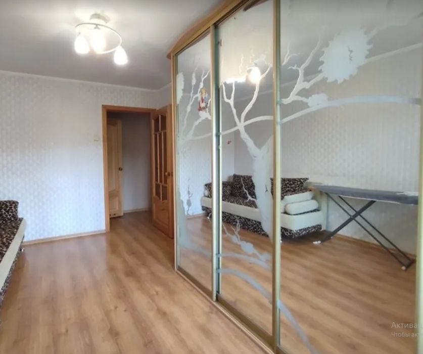 3к цегляний будинок, капітальний ремонт, Дубове
