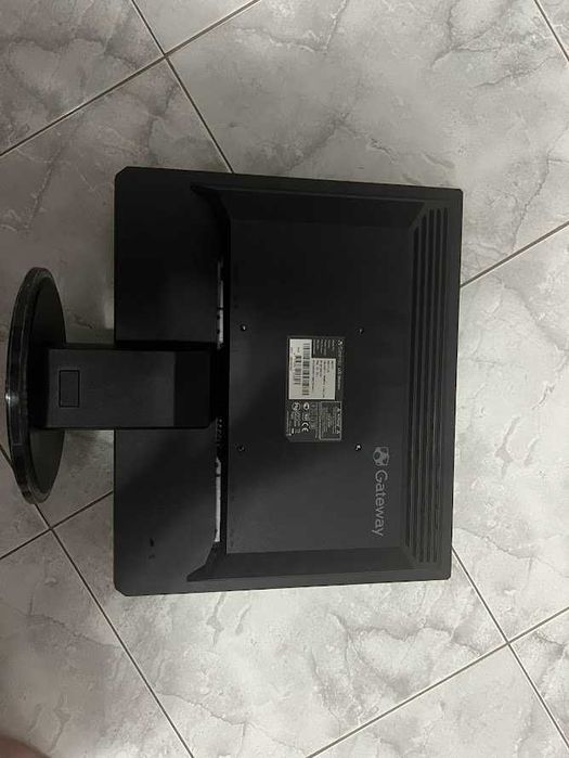 Monitores Gateway MR17V