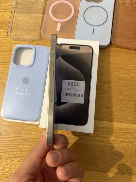 Iphone 15 Pro 128gb titanium + apple watch 7 41 mm