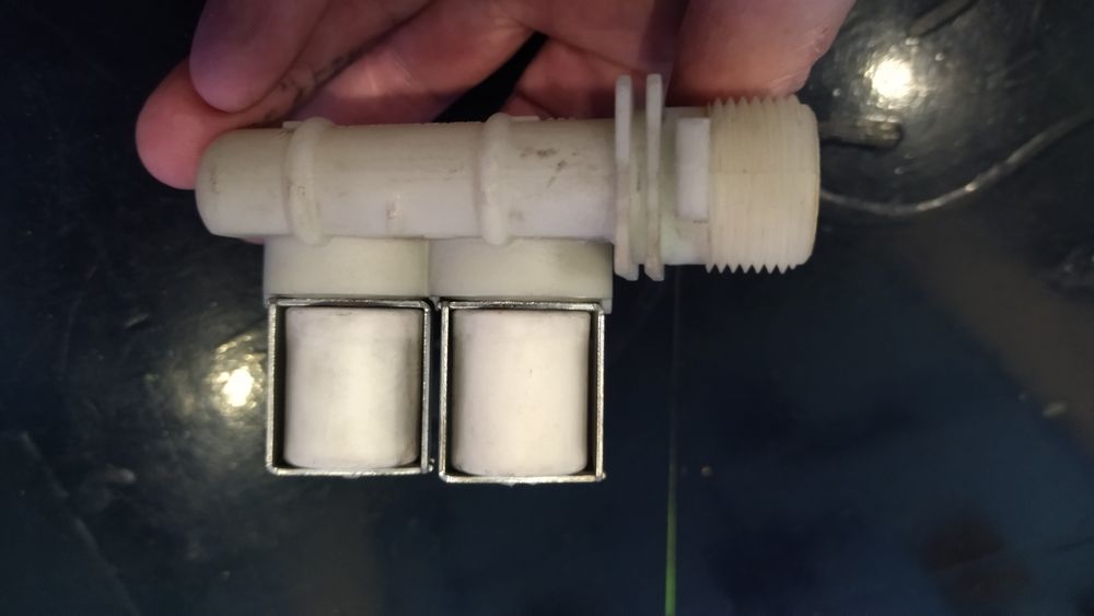 блок клапанів пралки