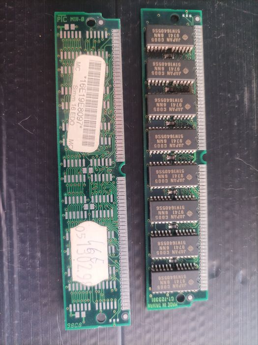 Pack of 4 RAM Memory Modules (SIMM + DIMM)64729933148419121