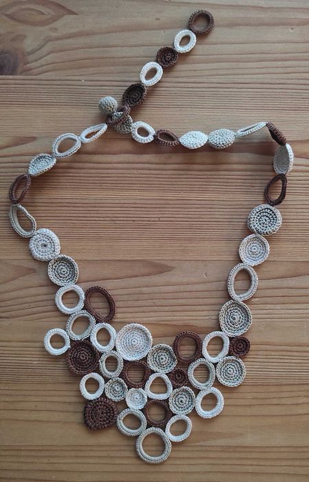 Colar em crochet