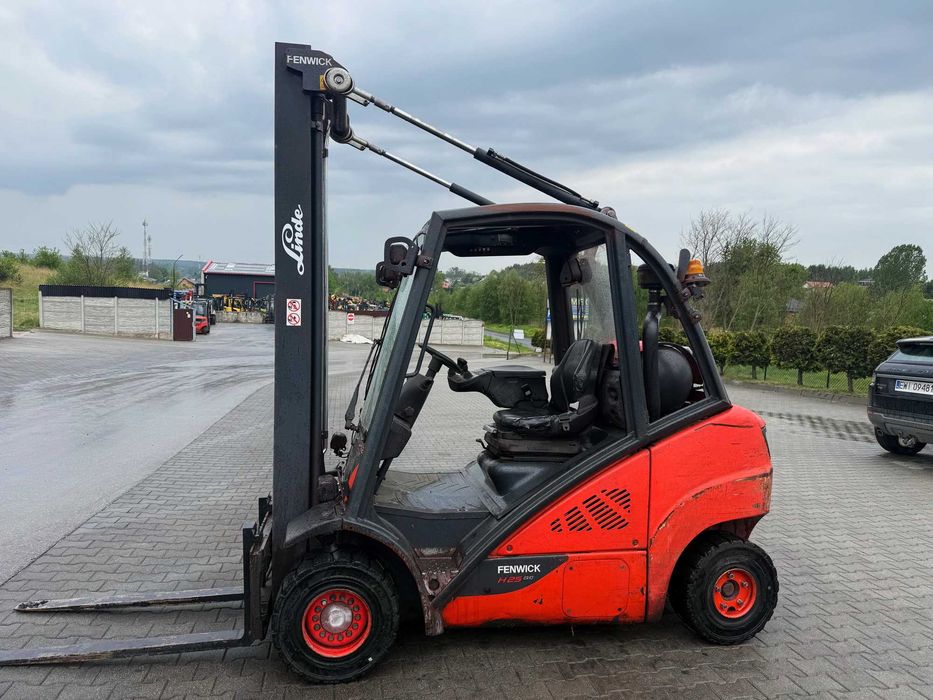 wózek widłowy LINDE H25T-02 EVO 2500kg 2016r Triplex 6.50m silnik VW LPG