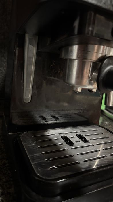 Máquina de Café Delonghi Stilosa EC260.BK