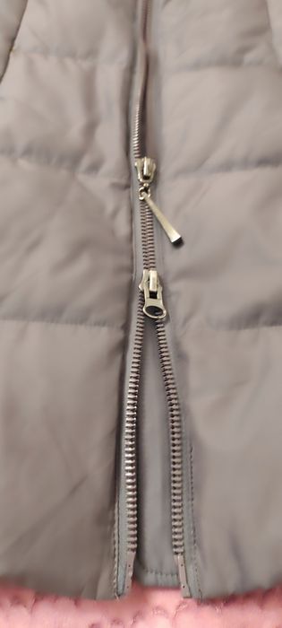 Зимовий пуховик жіночий