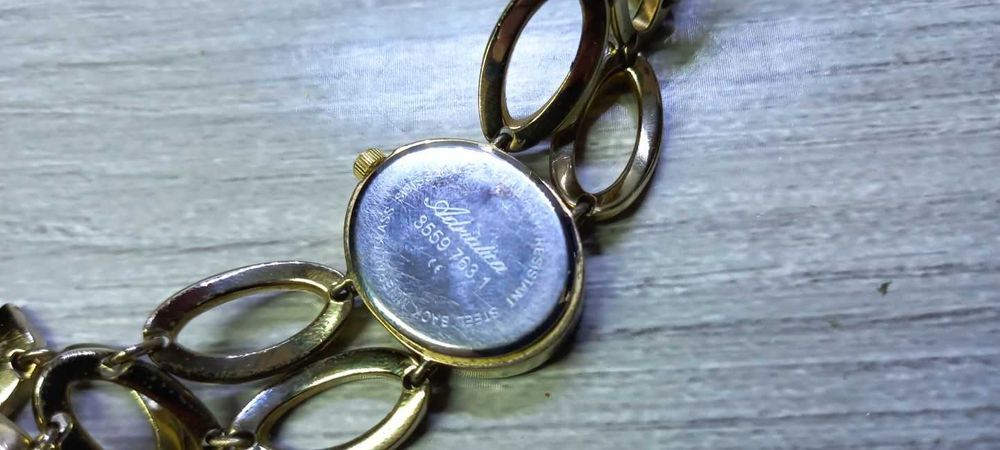 Zegarek Adriatica Classic damski Adriatica 3695.763