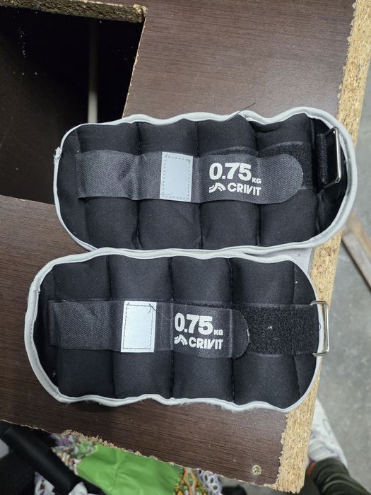 Tornozeleiras com Peso CRIVIT 2x 0,75 kg – 1,5 kg