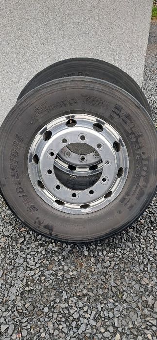 Felgi na oś prowadzącą Alcoa