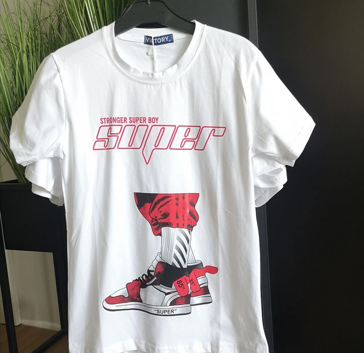 T-shirt chłopięcy biały 
 8lat, 10lat, 12lat, 14lat, 16lat