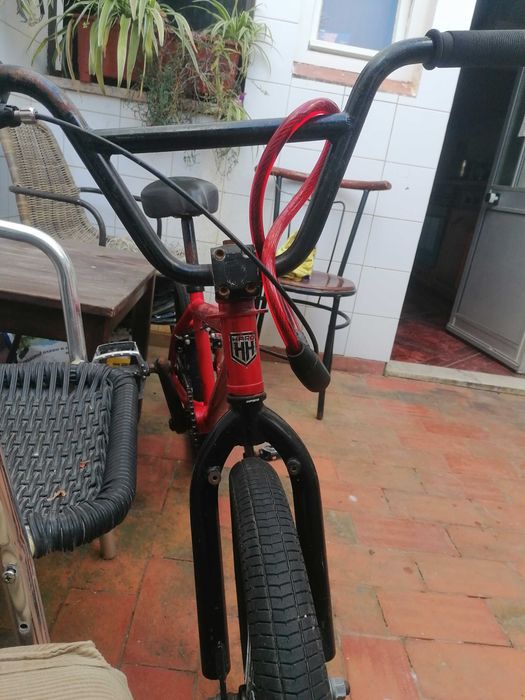 BMX antigo mas duro