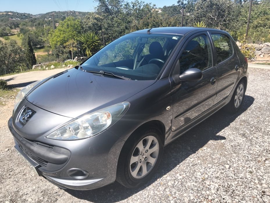Peugeot 1.4 HDI 2010 pouco klms