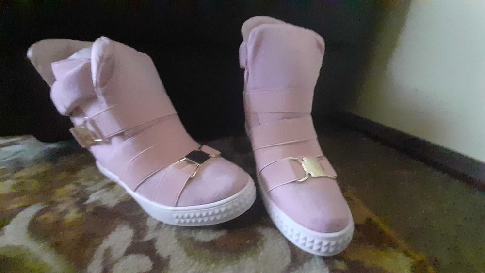 Buty platforma rozm. 39 pudrowy róż