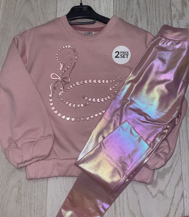 Новиц сучасний світшот в комлекті з лосинами