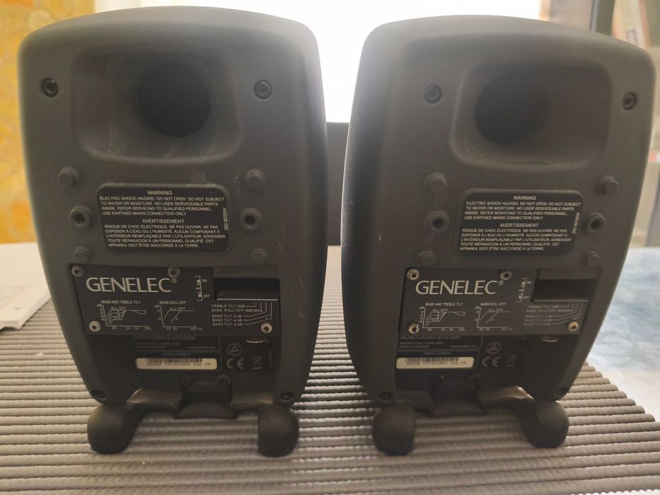 Monitores de estúdio Genelec 8020B. Par em ótimo estado com caixas de origem