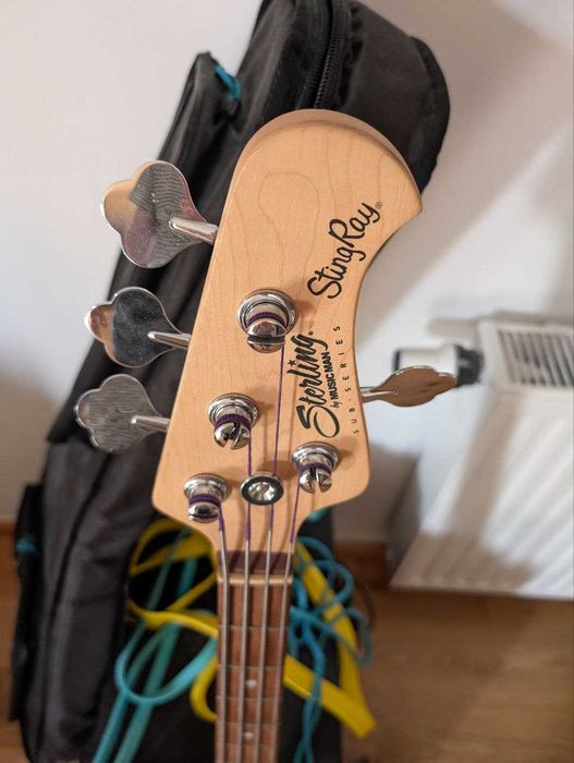 Sterling by Music Man S.U.B. Sting Ray 4 VC