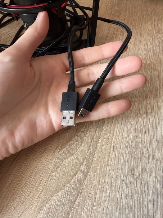 микрофон HyperX QuadCast USB