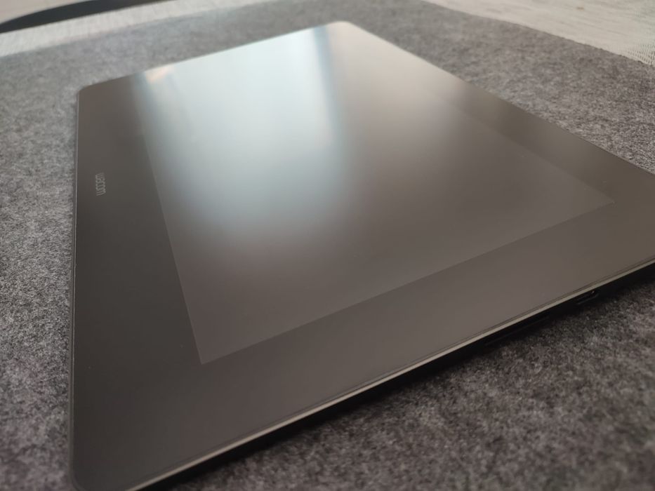 Wacom Cintiq pro 13 "COMO NOVA!"

Wacom Cintiq pro 13 "COMO NOVA!"64287621482114121