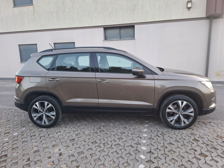 Seat ateca 1.6 tdi 115 cv ecomotive — photo 4