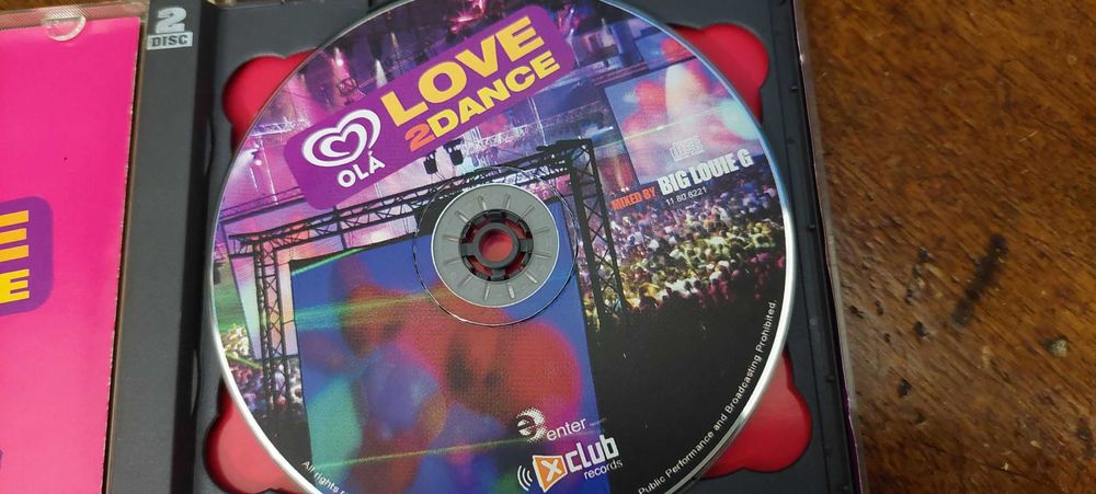 Olá Love 2 Dance [CD+DVD]