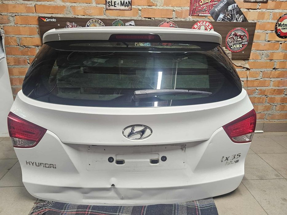 Hyundai ix 35 2013 r. Klapa bagażnika po stłuczce.