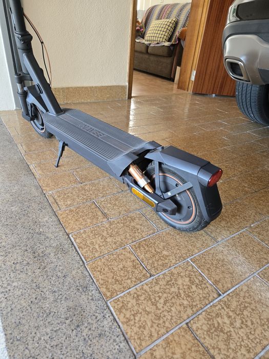 Trotinete eletrica Navee GT3