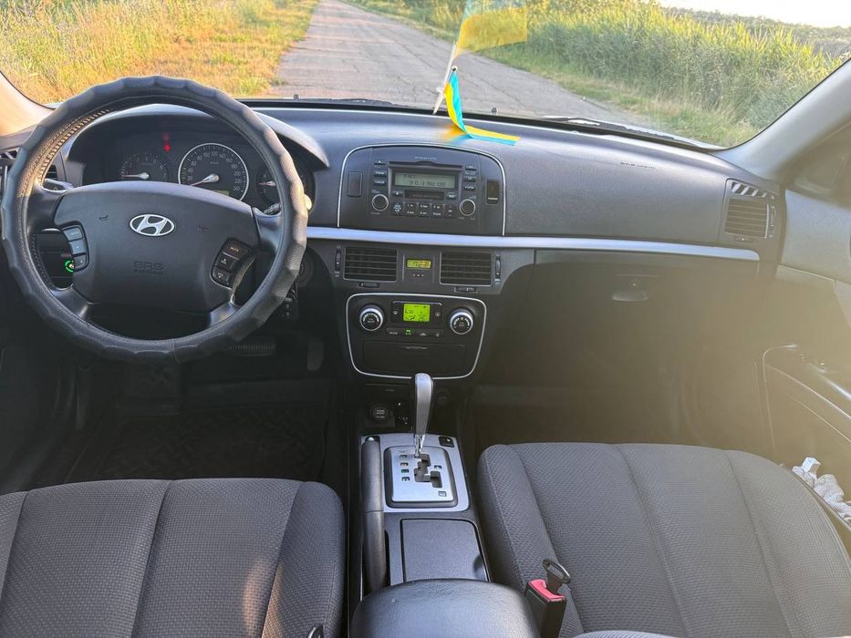 Hyundai Sonata 2.0