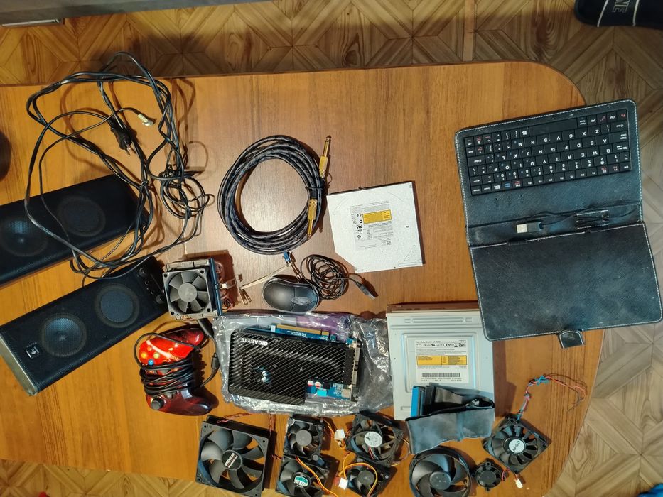 Akcesoria komputerowe i inne