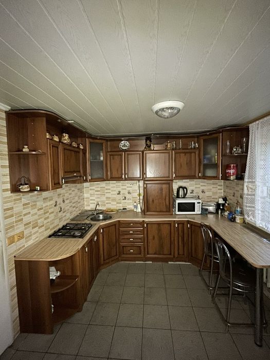 Здам кiмнату дiвчинi(жiнцi).сімейній парі.