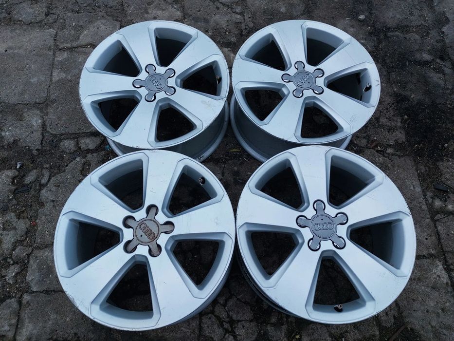 AUDI A3 8V FELGI ALUMINIOWE R17 7.5J ET51 5X112 OE 8V0601025BK PROSTE!