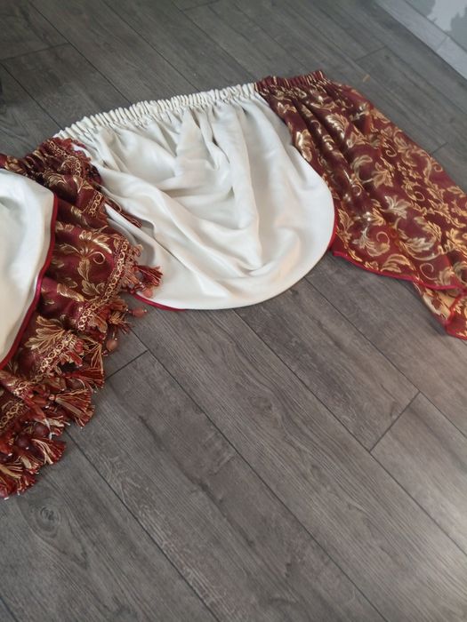 Продам лабрикени 2 шт