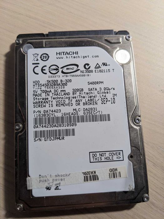 Жорсткий диск Hitachi  320Gb
