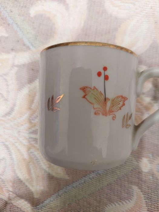 Продам       чашку .