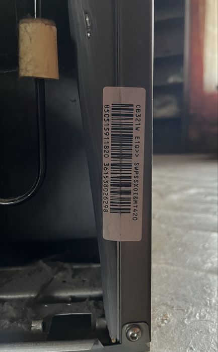 Lodówka Whirlpool 187x65x60