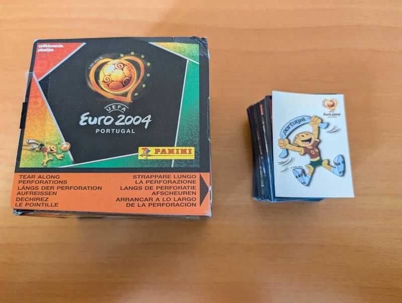 250 cromos Panini euro 2004 + caixa vazia