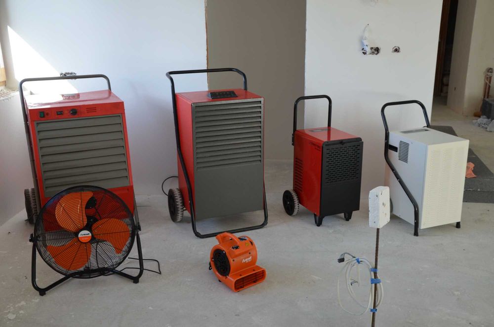 Wynajem osuszaczy, osuszacz powietrza, bezgotówkowe usuwanie szkód.