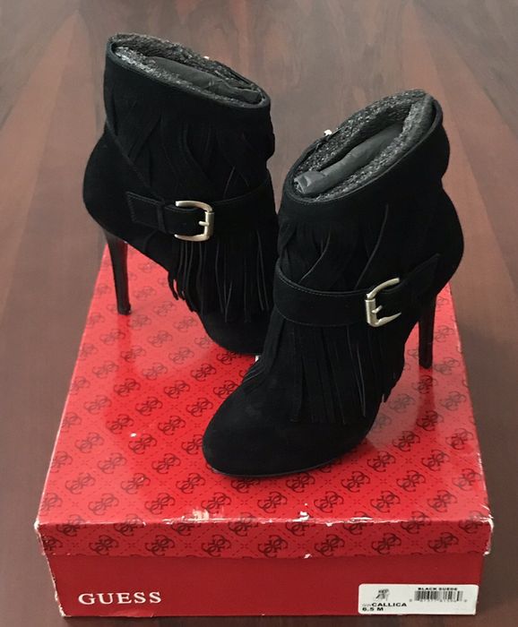 Новые замшевые ботильоны GUESS р. 36,5