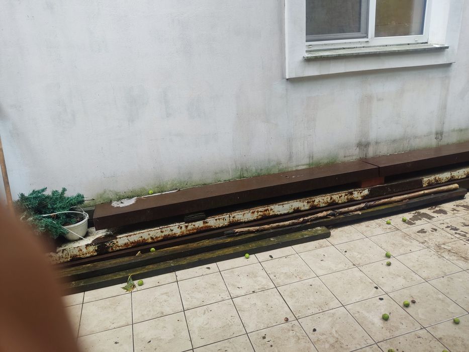 Швеллер металический