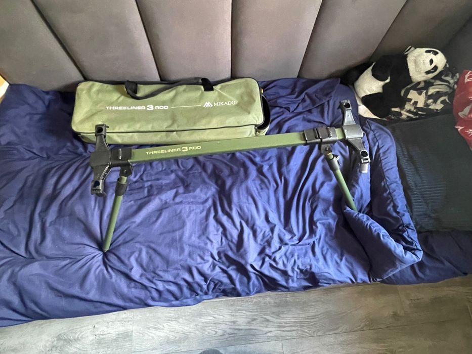 Rod Pod mikado na 3 wędki