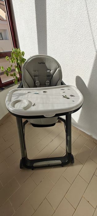 Cadeira de Refeição Premium Peg Perego (Modelo Siesta ou semelhante)