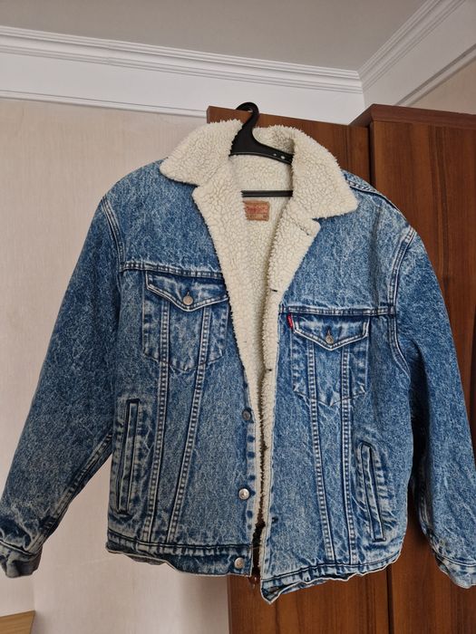 Вінтажна джинсова куртка на хутрі Levi's