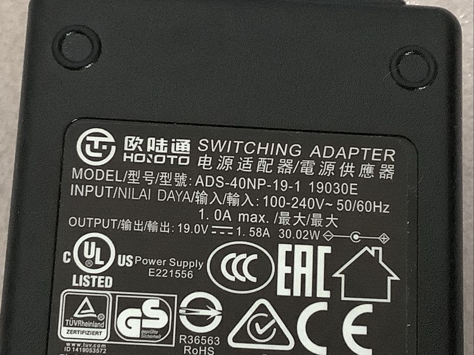 AC adaptador - Carregador ADS-40NP-19-1  19V , 1.58A