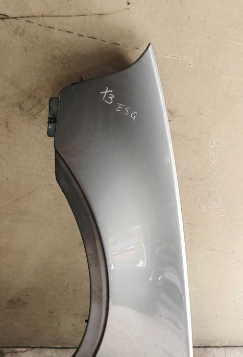 Guarda lamas esquerdo BMW X3 E83