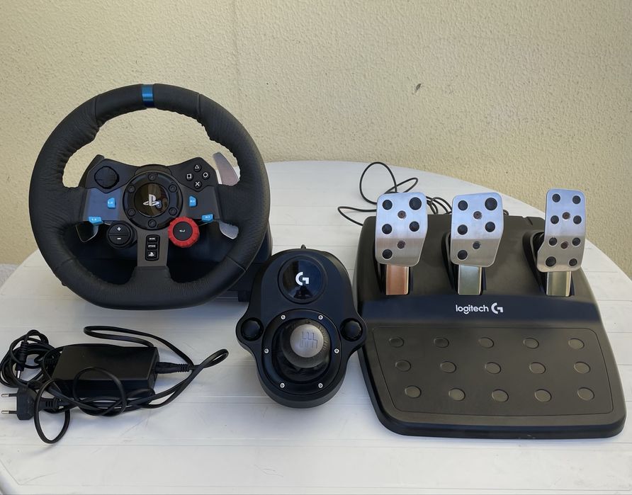 Logitech G29 + Shifter (PS5/PS4/PC)