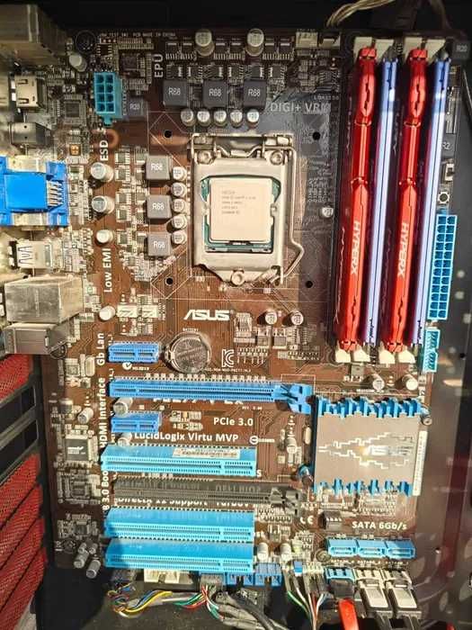 Материнська плата ASUS P8Z77-V LX