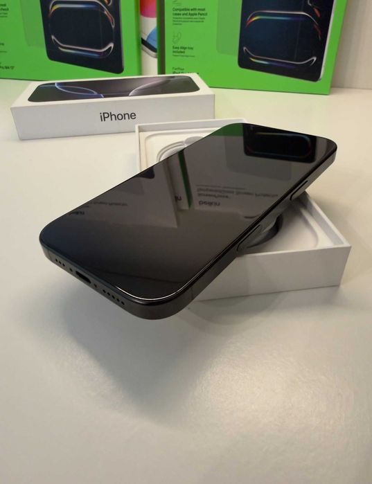 Apple iPhone 16 Pro・128GB・Titânio preto (Fatura e Garantia)
