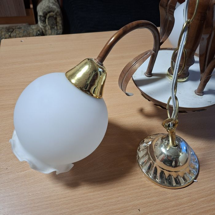 Люстра під потолок