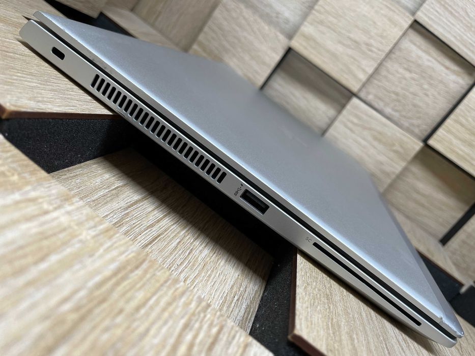 №5377 Ноутбук HP EliteBook 745 G5 14" FHD IPS/7 Pro 2700U/8Gb/SSD240Gb