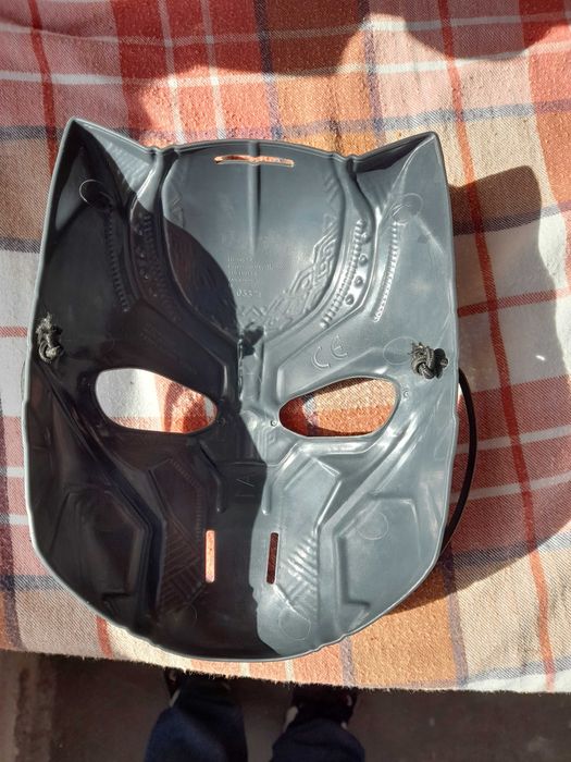 4 Máscaras de Carnaval Adulto + Catwoman para criança